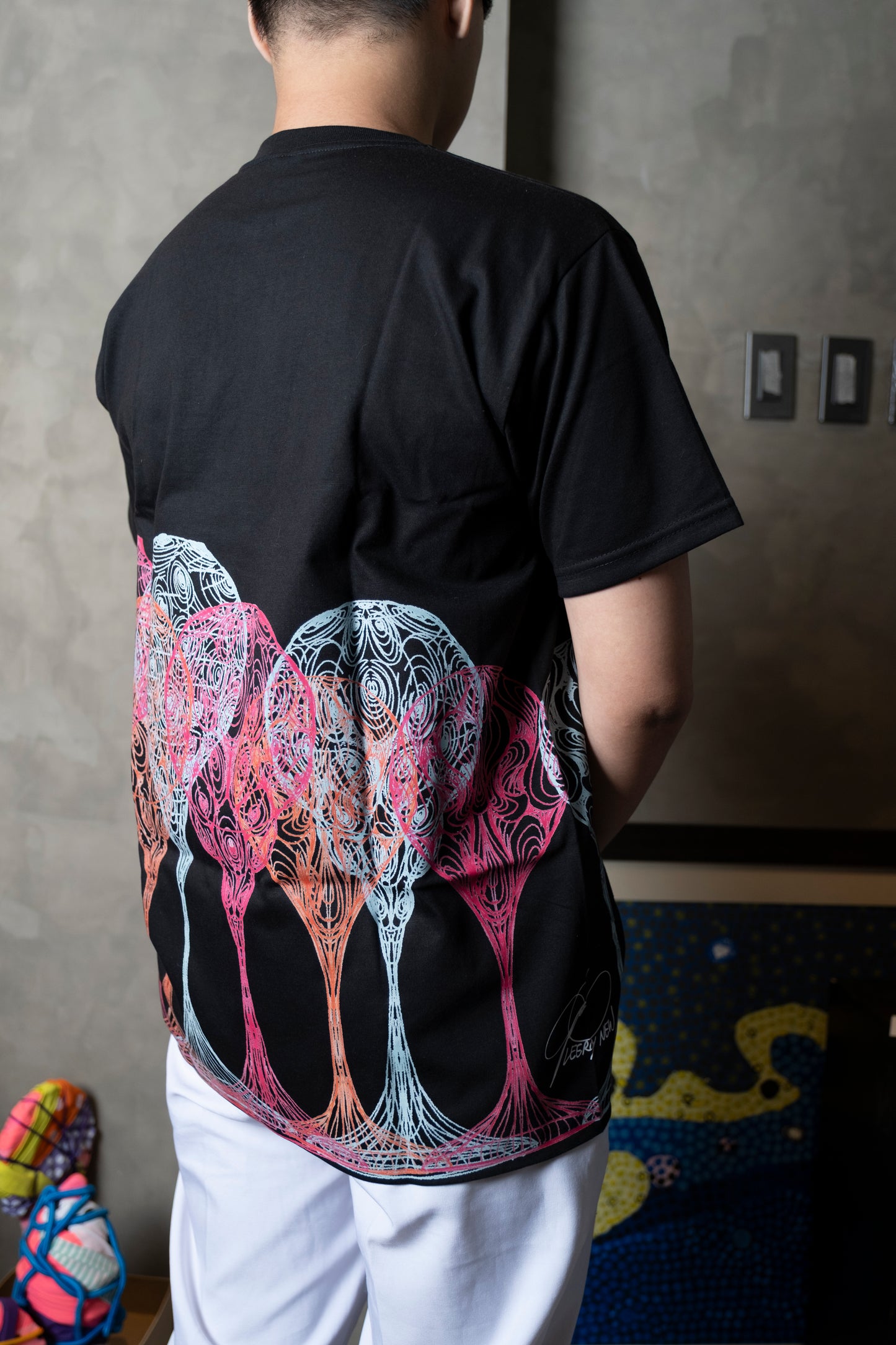 Leeroy New's Black Shirt