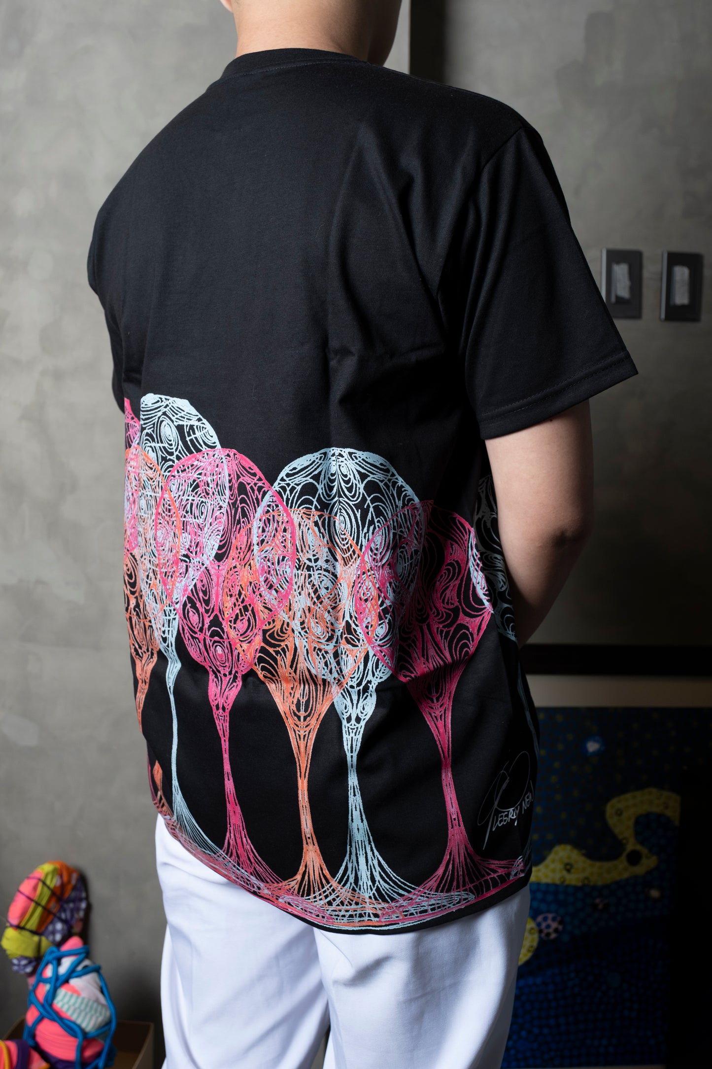 Leeroy New's Black Shirt